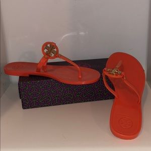Tory Burch MINI MILLER JELLY THONG SANDAL